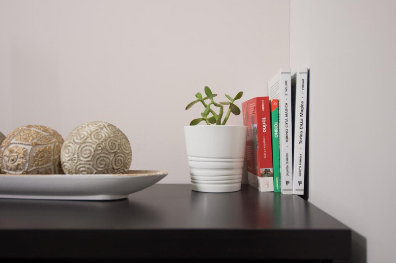 The Piedmont Gate Apartment Collegno Luaran gambar