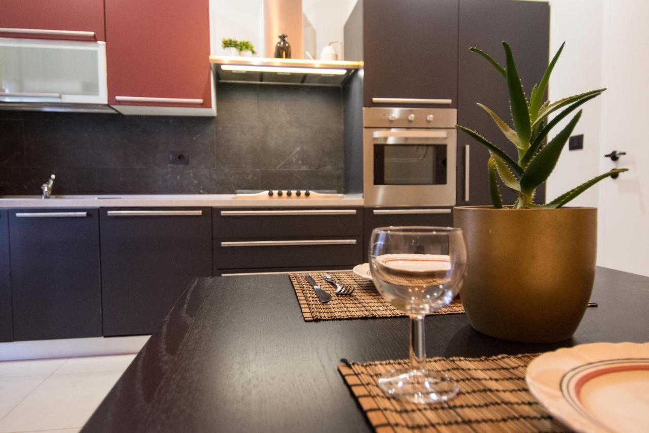 The Piedmont Gate Apartment Collegno Luaran gambar